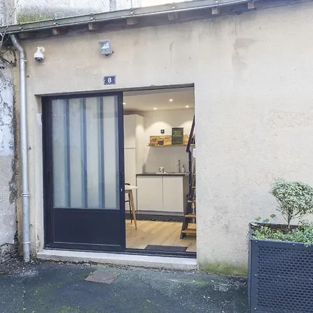 Studio Moderne Et Pratique En Hyper Centre