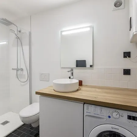 Appartement Studio Moderne Et Pratique En Hyper Centre Angers